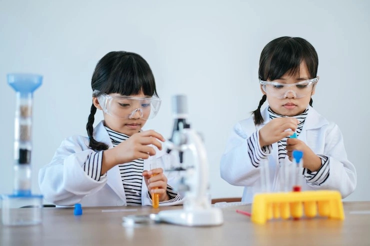 Ciri Alergi Susu Formula dan Cara Mengatasinya